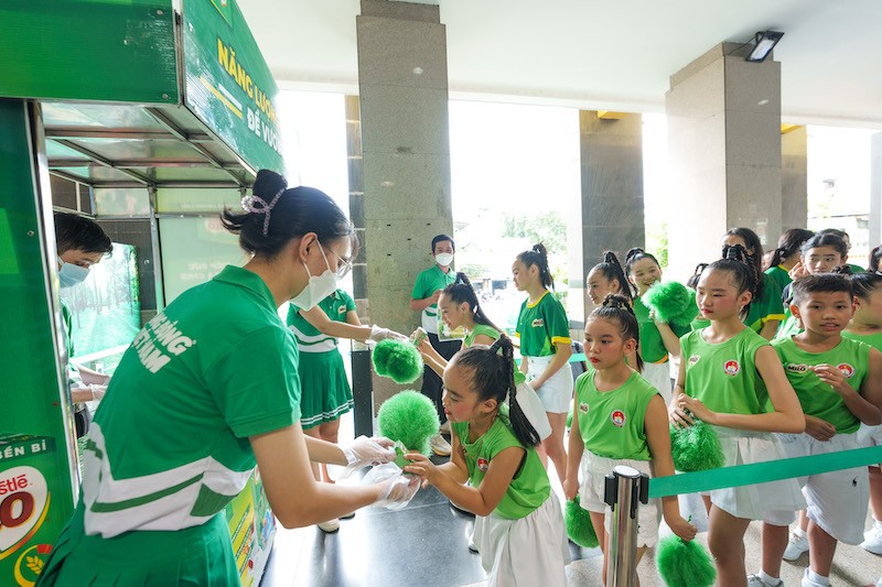 trai-he-nang-luong-nestle-milo-2023-trung-tam-ren-y-chi-la-mot-trong-nhung-no-luc-cua-nestle-milo-nham-mang-den-san-choi-bo-ich-giup-cac-em-ren-y-chi-cung-the-thao-cho-mot-hanh-trinh-co-1688193384.jpg